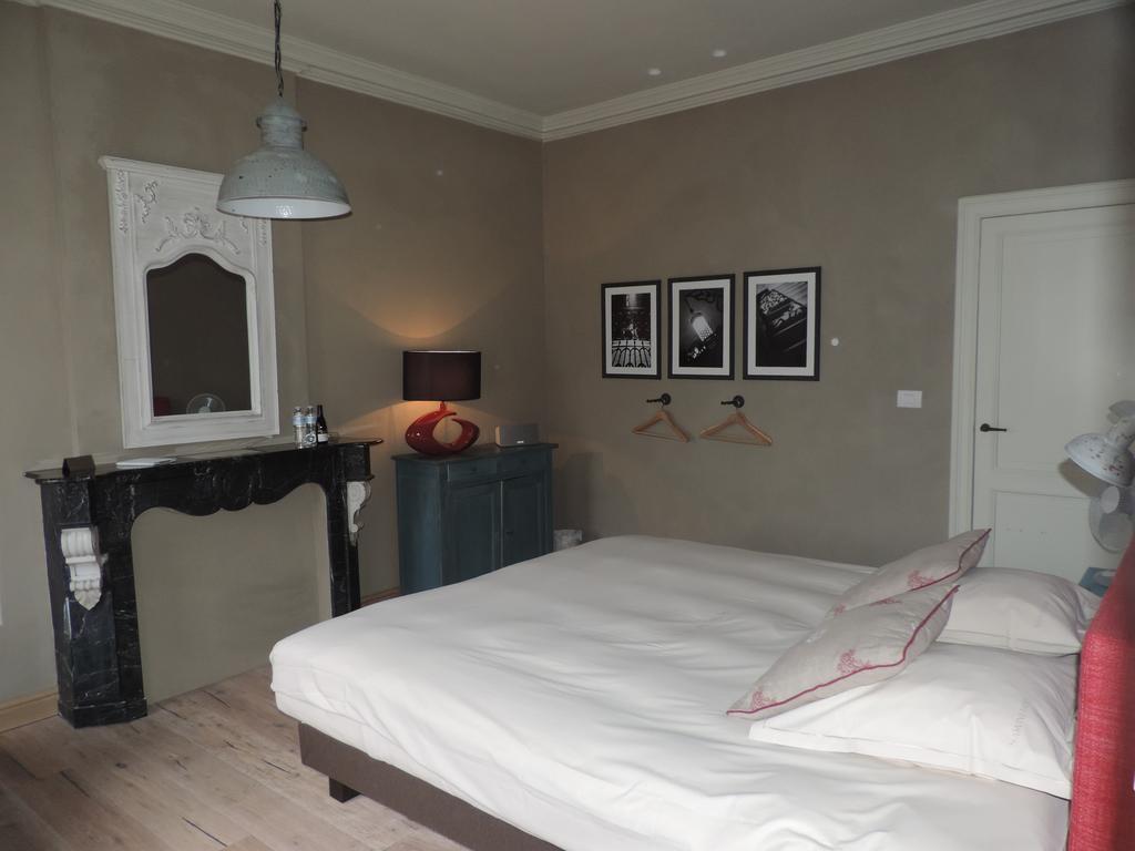 B&B Saint-Sauveur بروج الغرفة الصورة